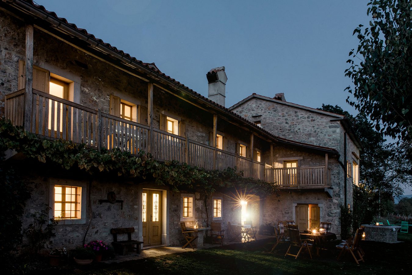 Asa Residence Private Villa Kras Slovenia By Night